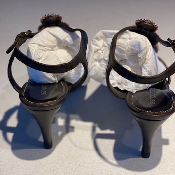 Sergio Rossi Leather Beaded Sandal - Picture 2 of 6